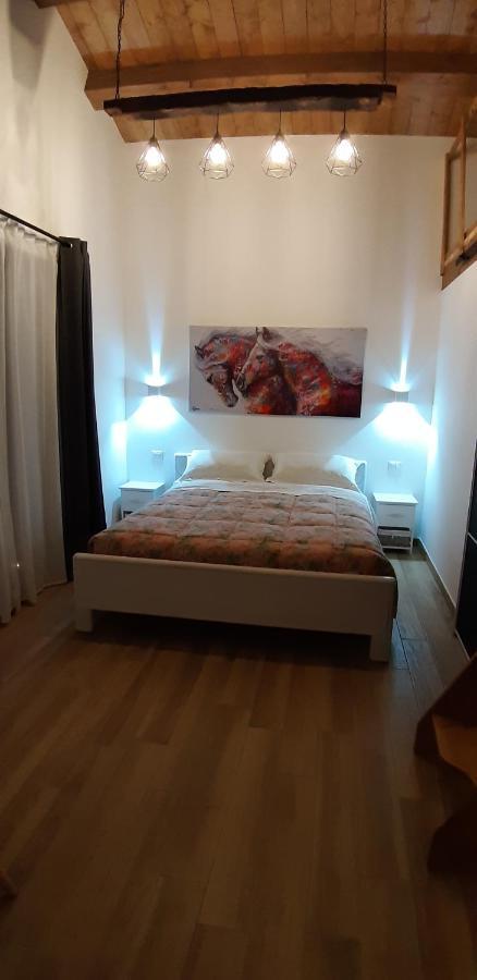 B&B Il Fienile Del Borgo Jesi Eksteriør billede
